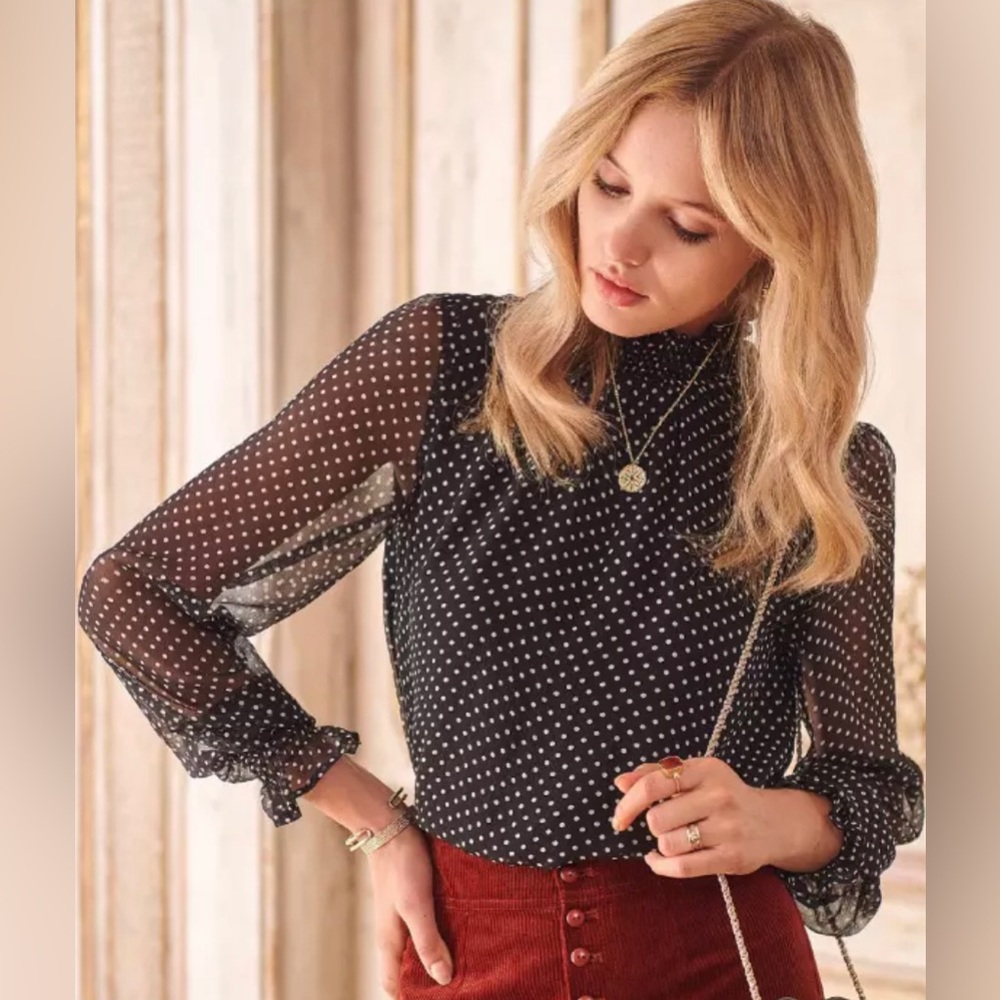 🔥🔥 great deal!! Sezane Cathy Blouse- EUC- Sz 40